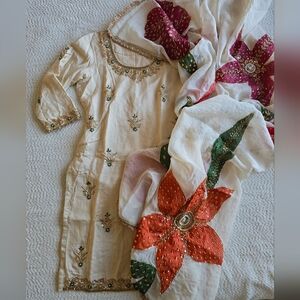 2 Piece Cream Punjabi Suit With Beautiful Dupatta